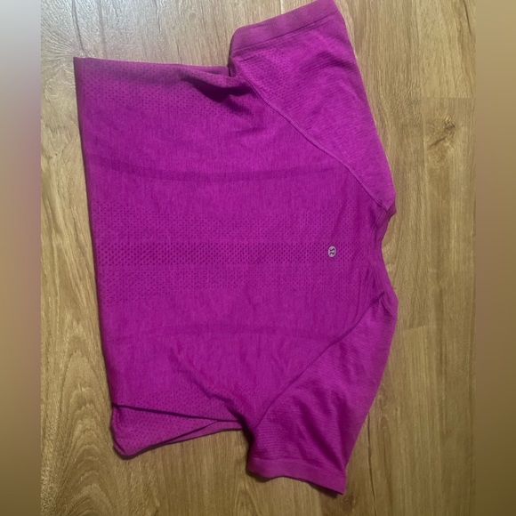 Lululemon, Size 6, Raspberry, Full Length, Swiftly Tech - Picture 2 of 3